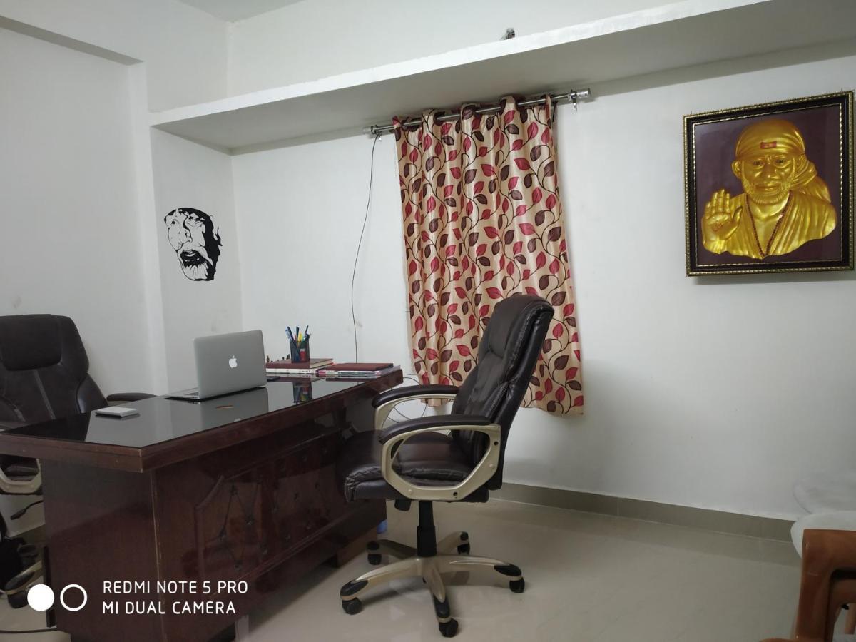 Auberge de jeunesse Easvari Grand Pg For Women - Female Only à Chennai Extérieur photo